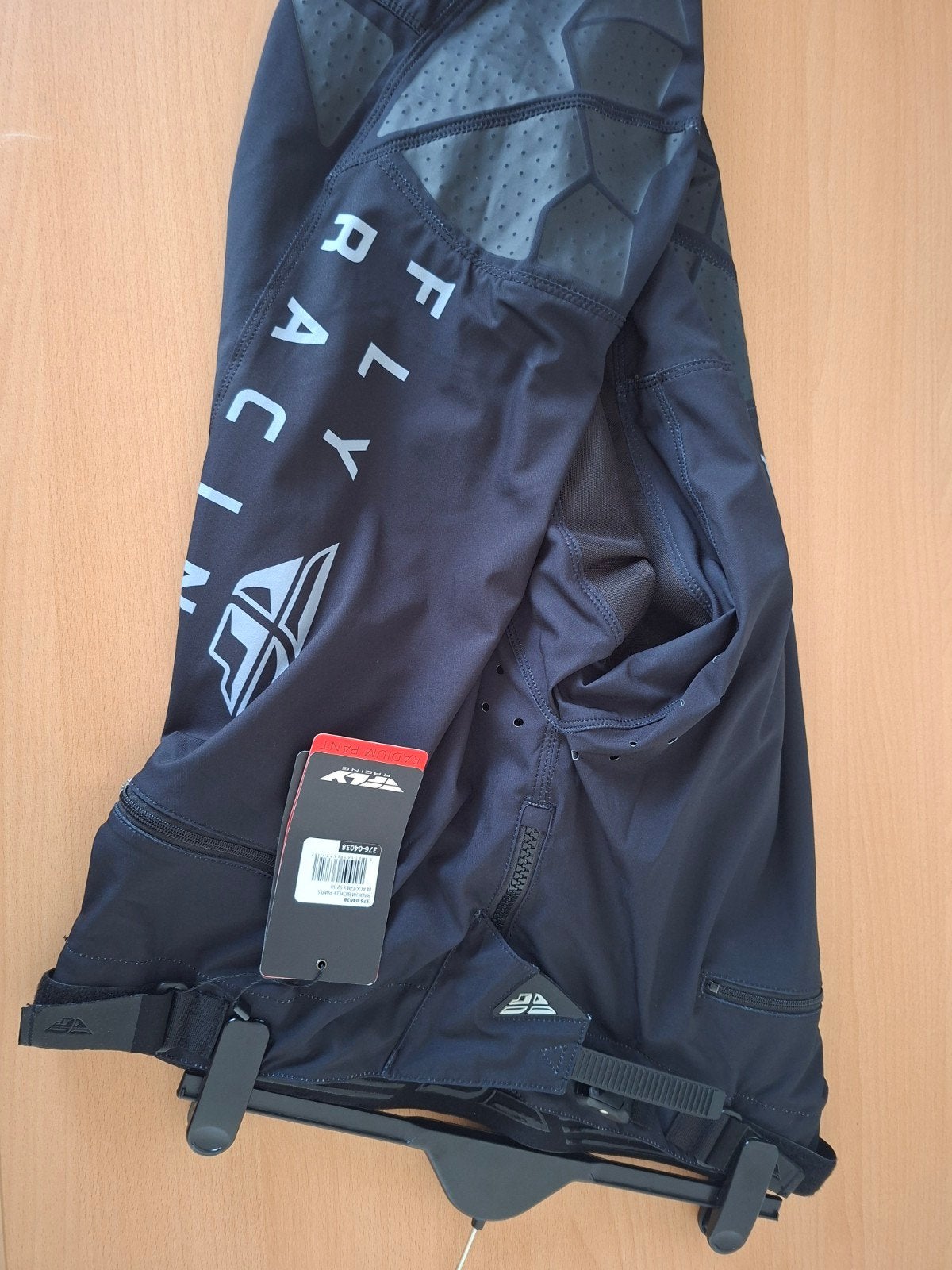 Fly bmx broek  Kenny decade bmx helm, Ophalen, L