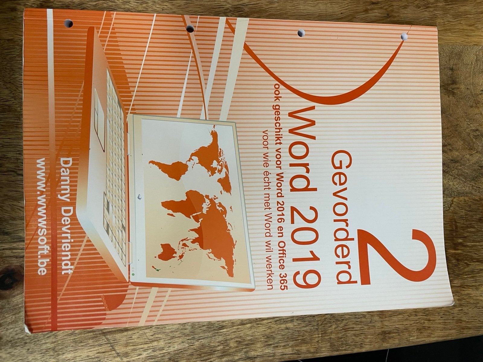 Danny Devriendt - Word 2016-2019 - 2 Gevorderd, Ophalen, Zo goed als nieuw, Informatica en Computer, Danny Devriendt