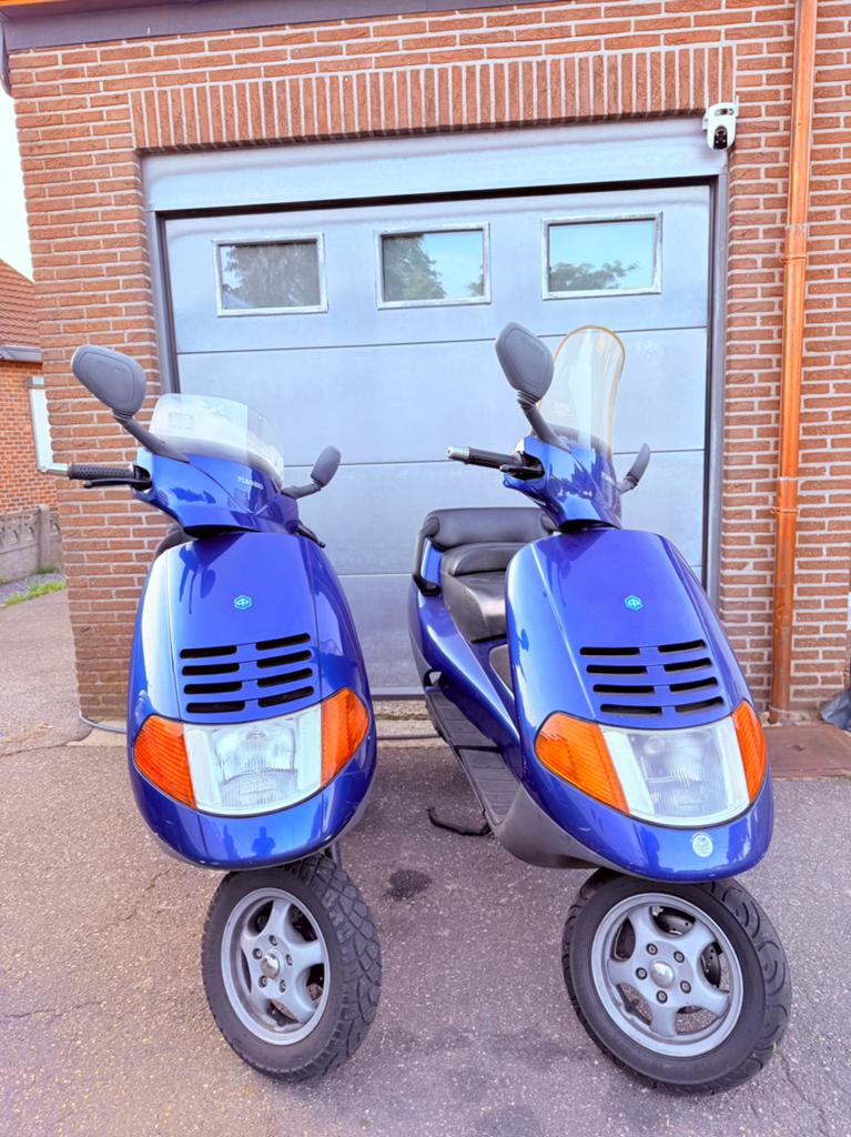 Piaggio Hexagon 125cc & 150cc / 180cc gilera runner zip, Ophalen, Zo goed als nieuw, Zip