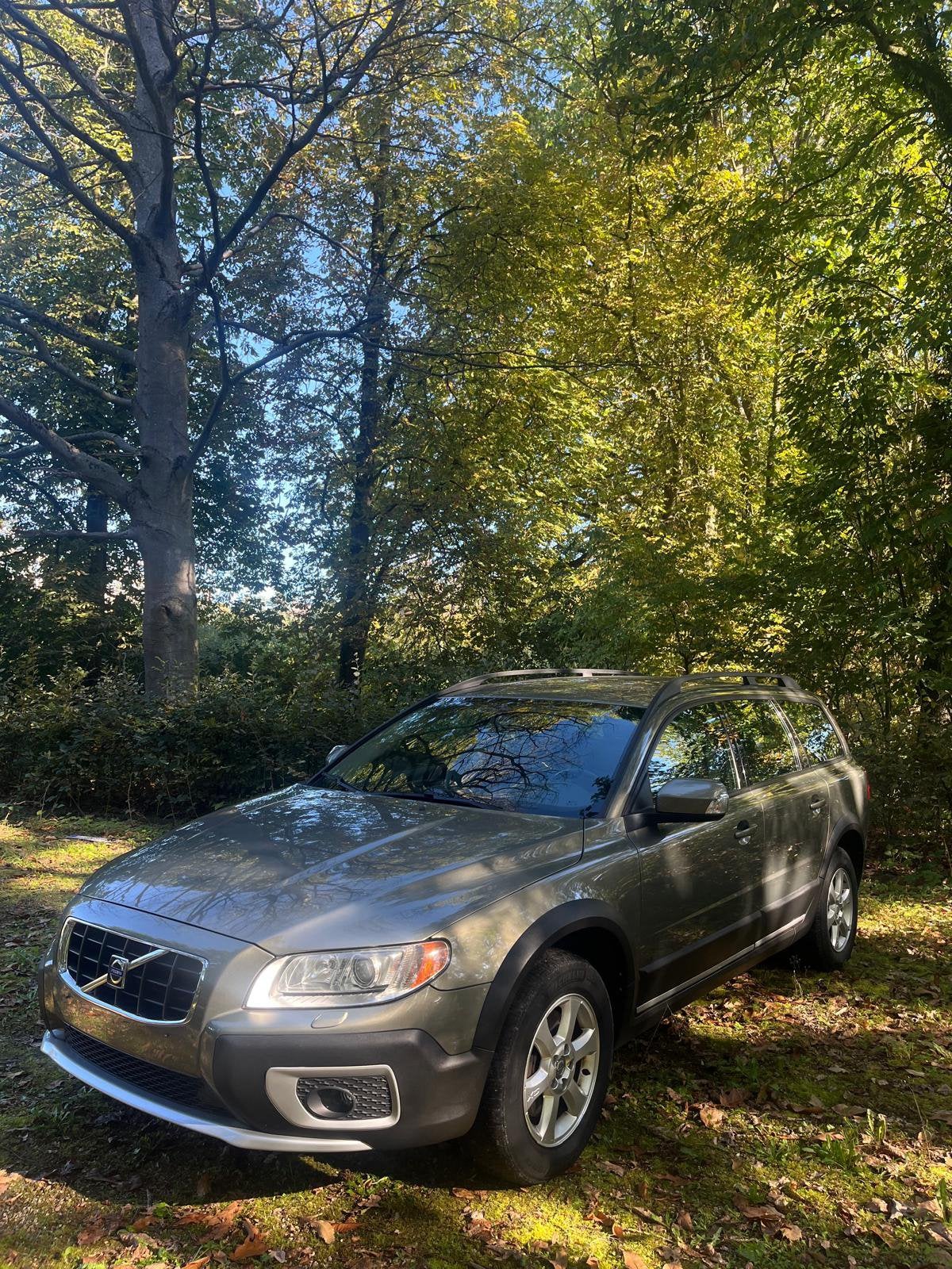 VOLVO XC70 2.4 D5 AWD XENIUM, Cuir, Achat, 199 g/km, 2400 cm³