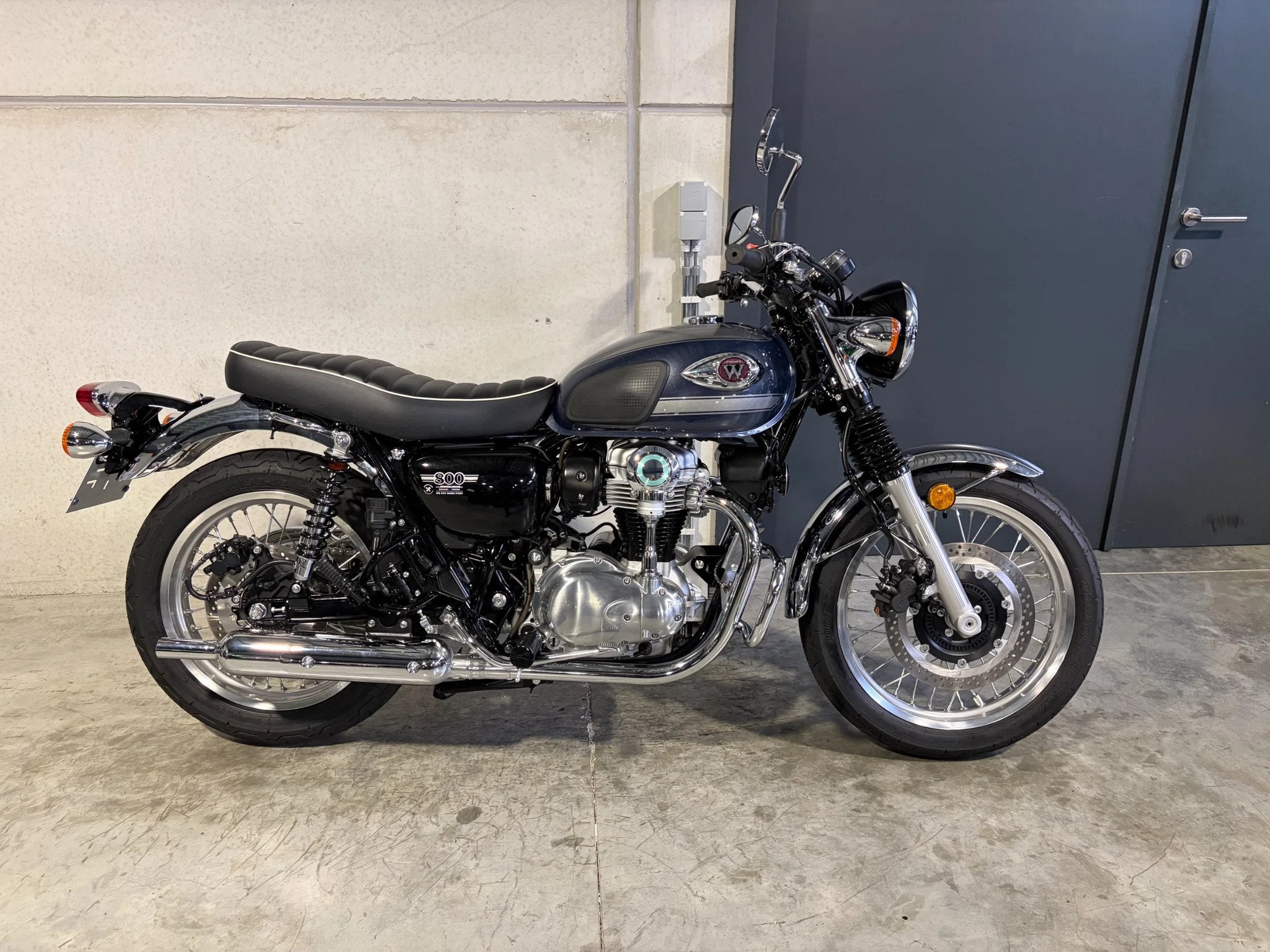 Kawasaki W800 in showroomstaat, Entreprise, 800 cm³, 12 à 35 kW, Autre