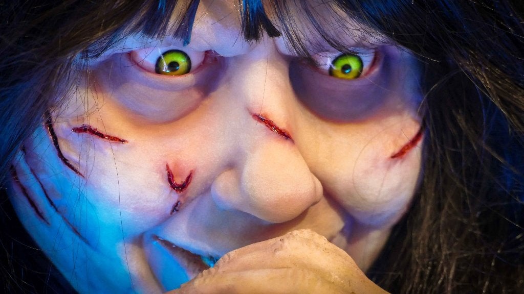 Regan  the exorcist  lifesize bust     L'Exorciste, Ophalen of Verzenden, Nieuw, Film, Beeldje, Replica of Model