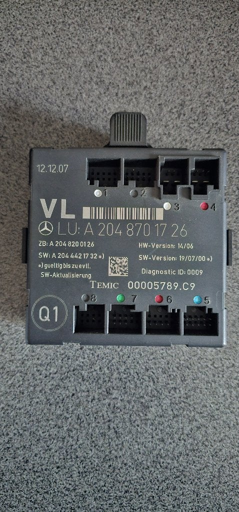 Door control unit for Mercedes-Benz C-CLASS (W204), Enlèvement, Utilisé, Mercedes-Benz