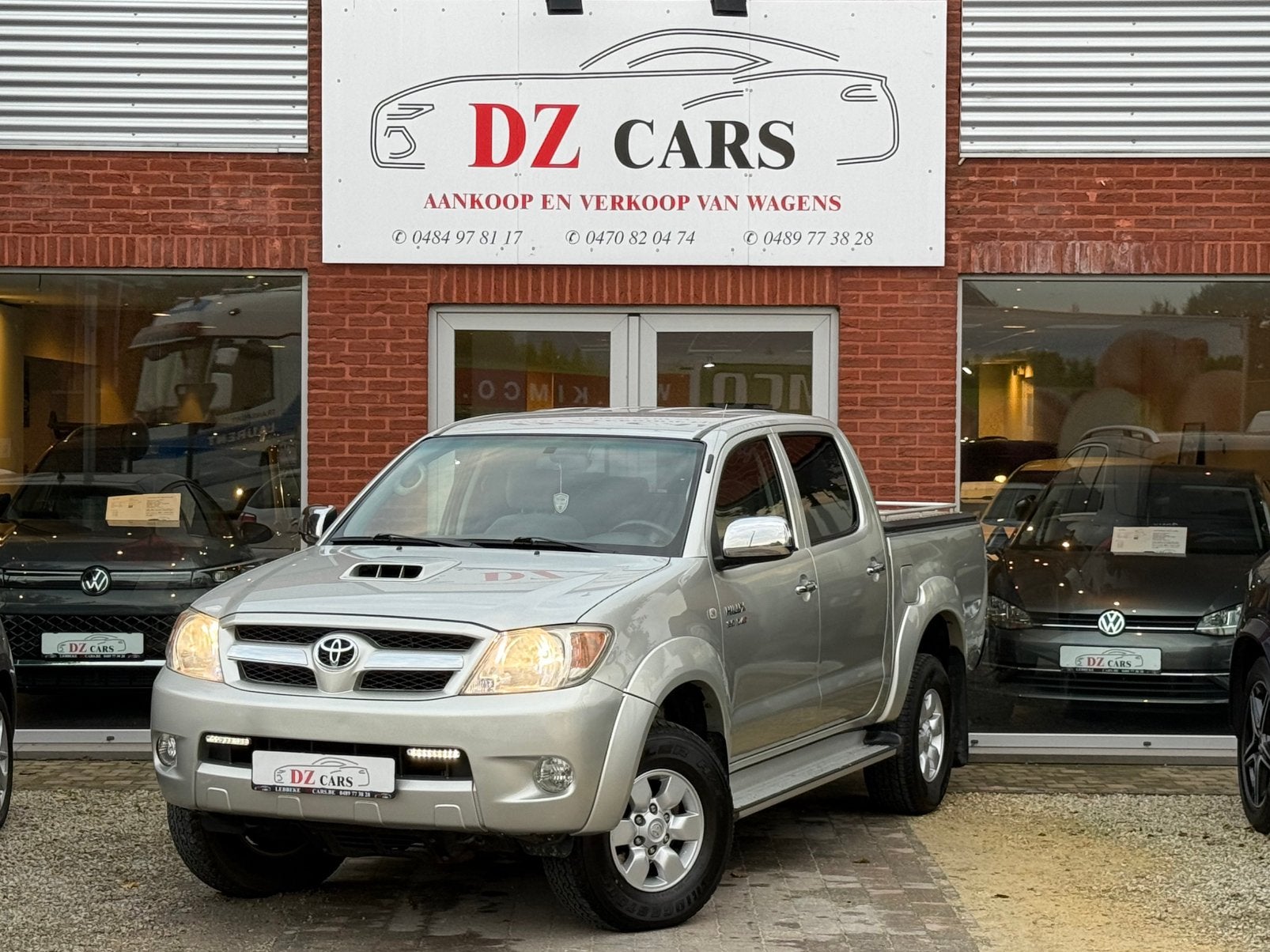 TOYOTA HILUX 4X4 3.0D 171CH |AUTOMATIQUE | CLIME | RADIO CD, Autos, Argent ou Gris, Achat, Entreprise, Carnet d'entretien