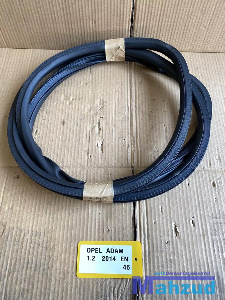 OPEL ADAM deurrubber Rechts 2012-2019, Opel Automobile GmbH, Opel, Bahnhofsplatz 1
65423  Russelsheim am Main, DE, Kontakt@opel-infoservice.de