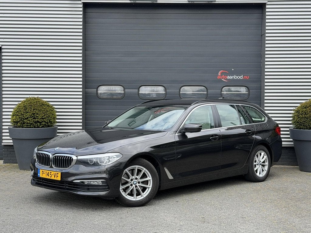 BMW 5-serie Touring 520d High Executive | Camera | Lederen B, Auto's, BMW, Bedrijf, Te koop, 5 Reeks, ABS, Achteruitrijcamera