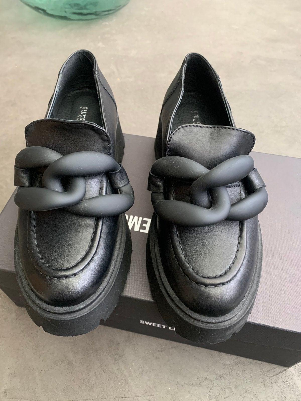 Chaussures noures Sweet Lemon 39, Enlèvement, Porté, Chaussures basses, Noir