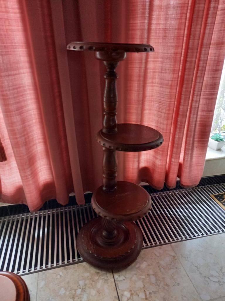 Pied de stalle met verdiepjes, Huis en Inrichting, Ophalen