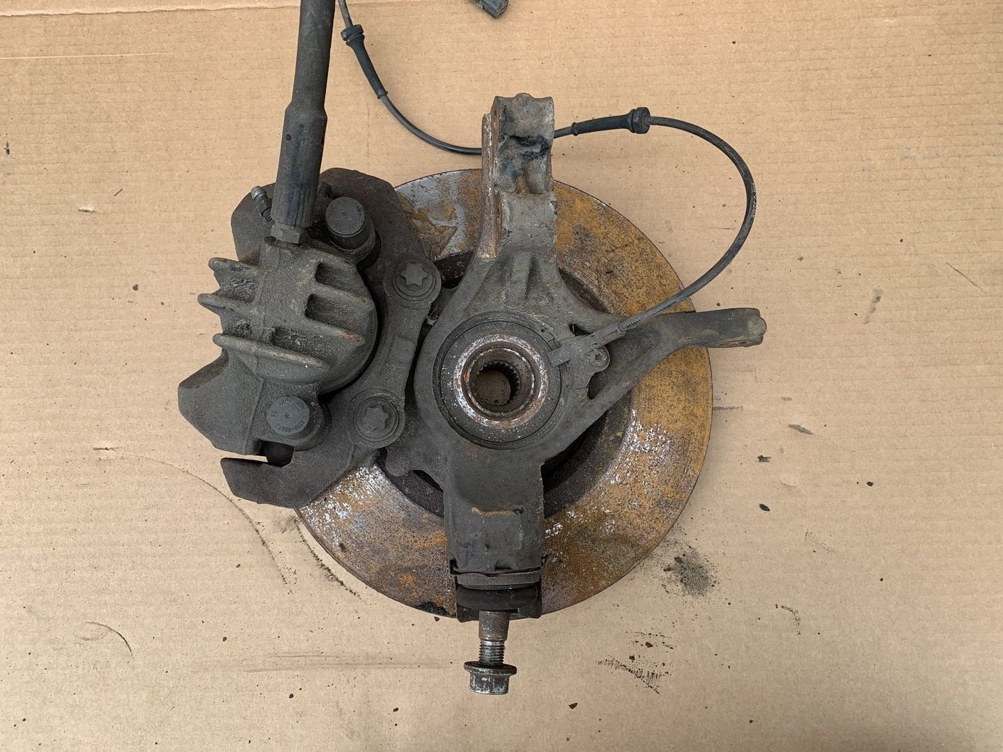 fusee rechts citroen berlingo / peugeot partner 2008 - 2018, Auto-onderdelen, Gebruikt, Citroën, -, -