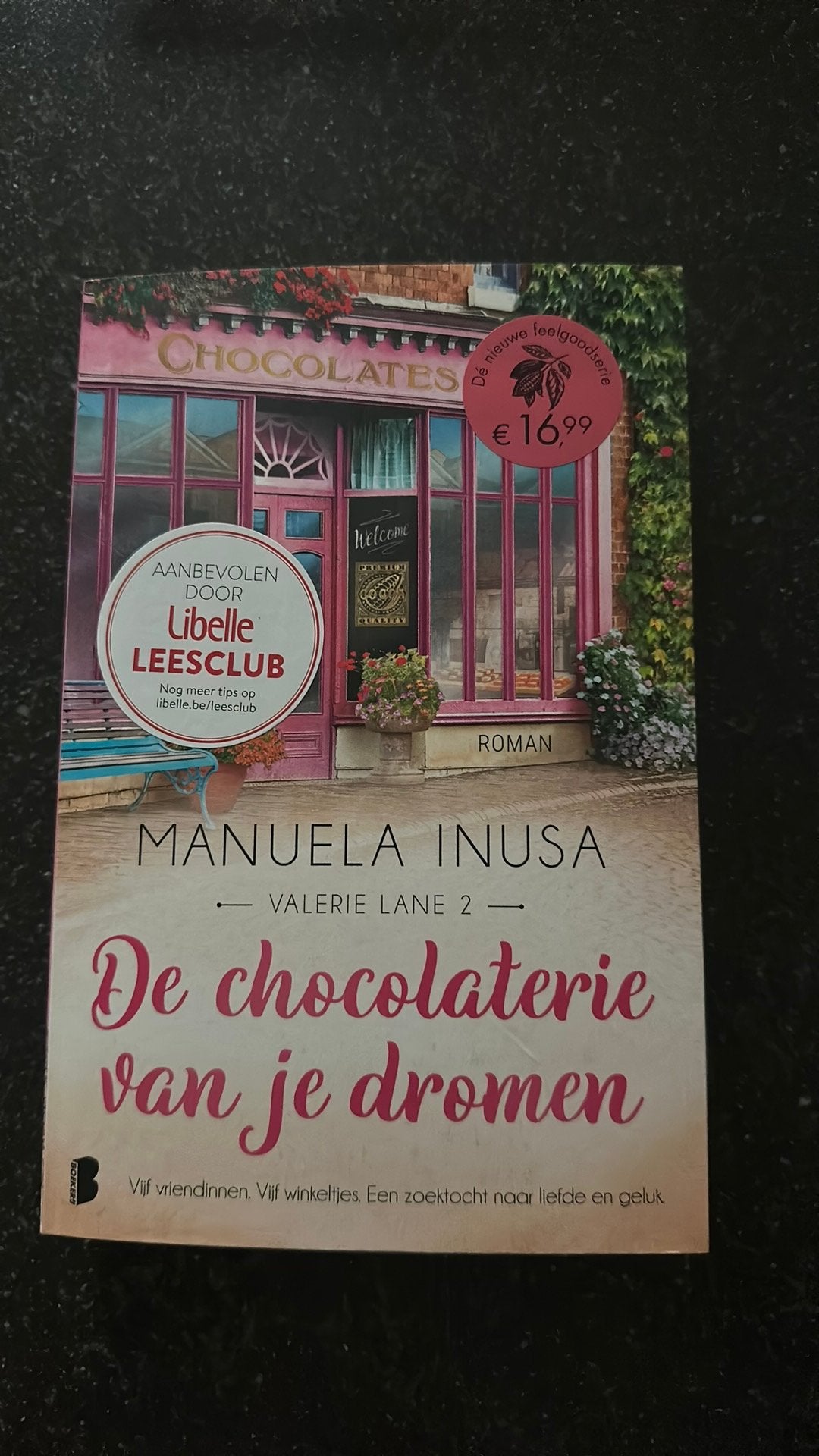 Manuela Inusa - De chocolaterie van je dromen, Ophalen, Manuela Inusa