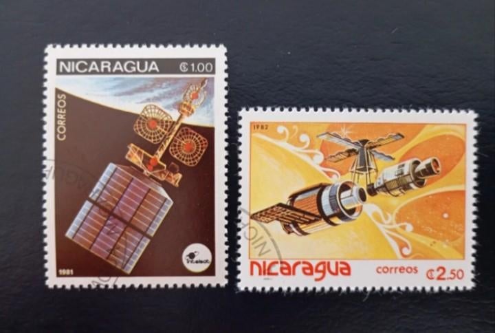 Lot of 2 CTO stamps from Nicaragua - space, Postzegels en Munten, Postzegels | Suriname, Verzenden