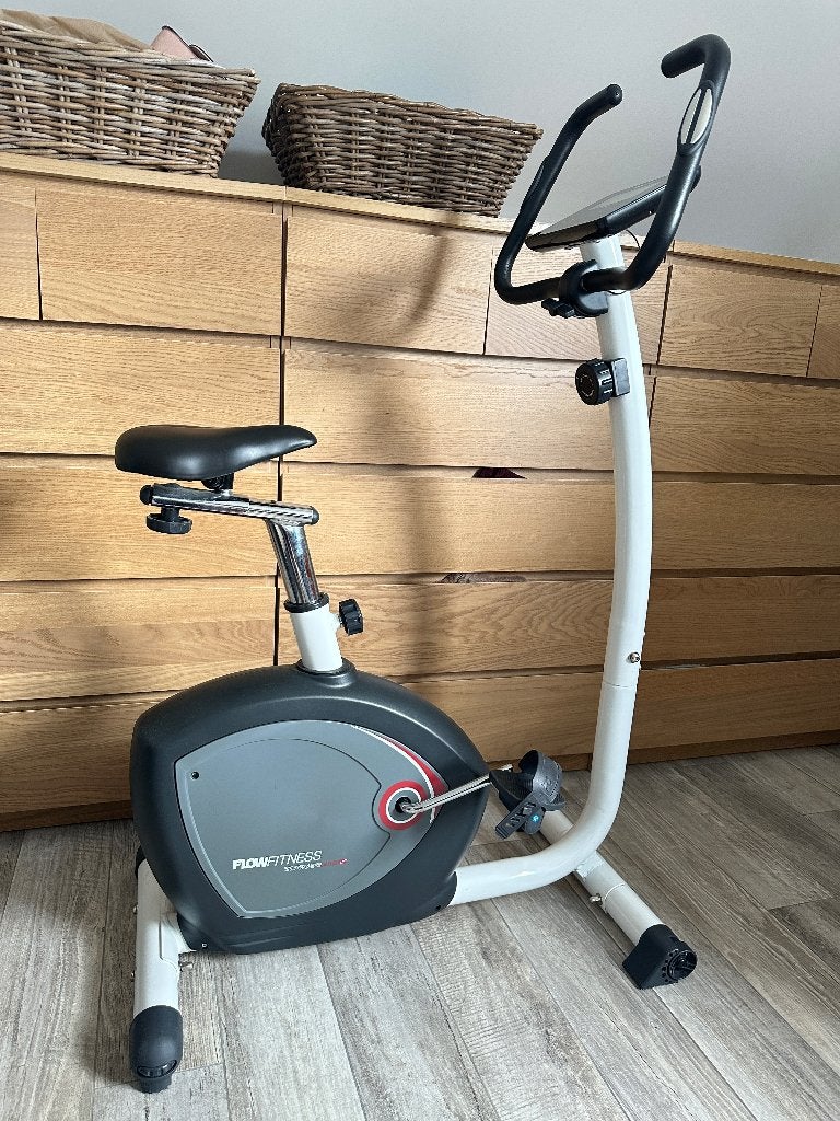 Hometrainer flowfitness, Sports & Fitness, Appareils de fitness, Enlèvement, Comme neuf, Jambes, Vélo d'appartement