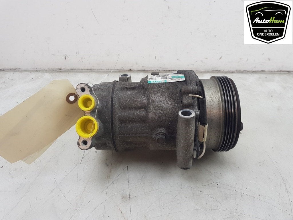 AIRCO POMP Renault Clio II (BB / CB) (8200618853), Gebruikt, Renault, Peter-Huppertz-Straße 5
51063  Köln, DE, Dialog.deutschland@renault.de