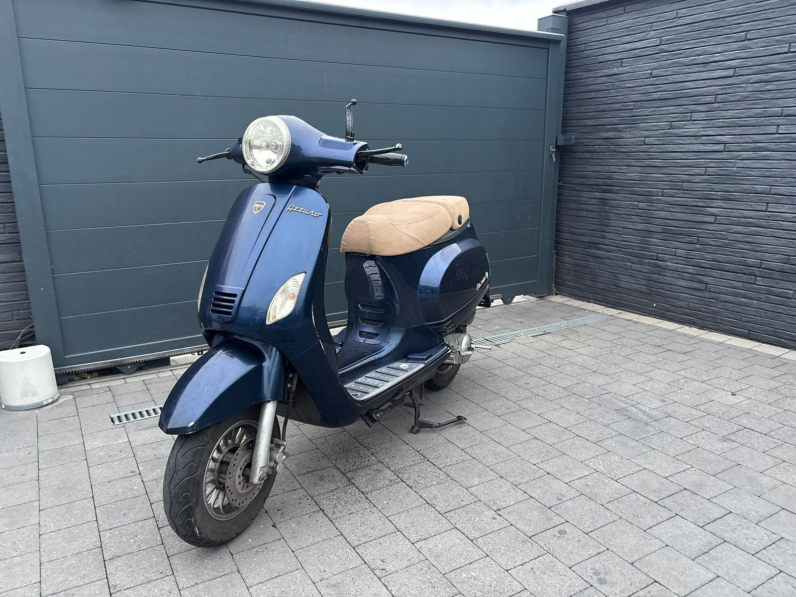 Neco Azzuro 4t Bklasse. ( beschrijving lezen), Fietsen en Brommers, Ophalen, Zo goed als nieuw