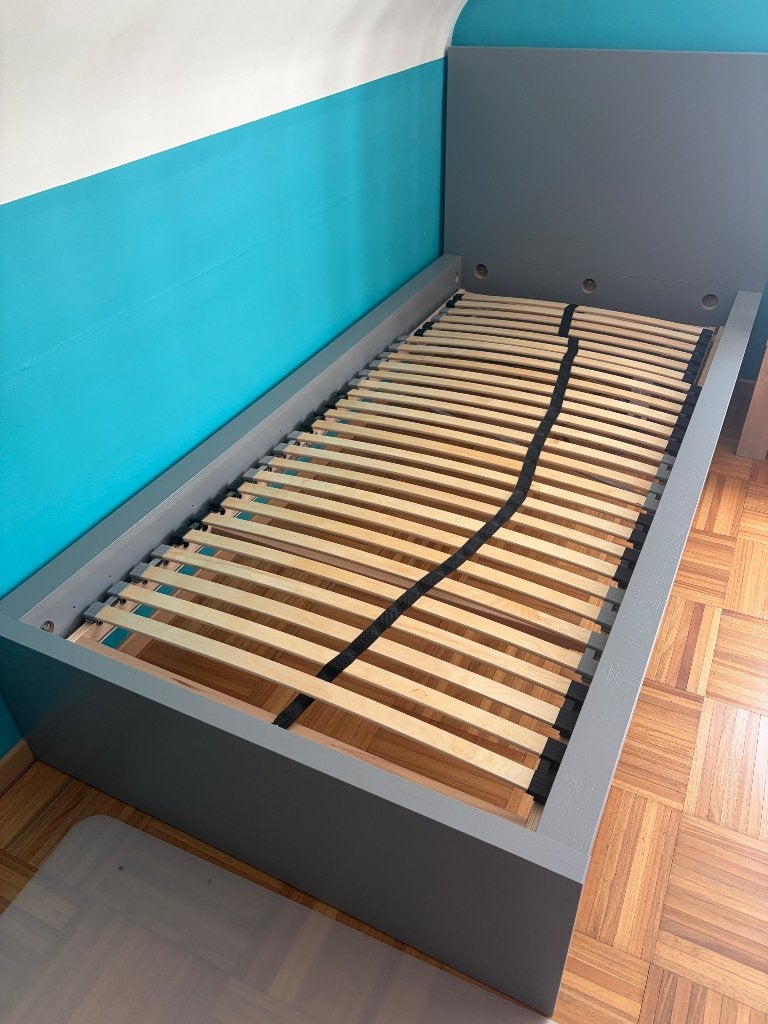 Bed MALM 90 x 200 + lattenbodem, Ophalen, 90 cm, Eenpersoons, Zo goed als nieuw