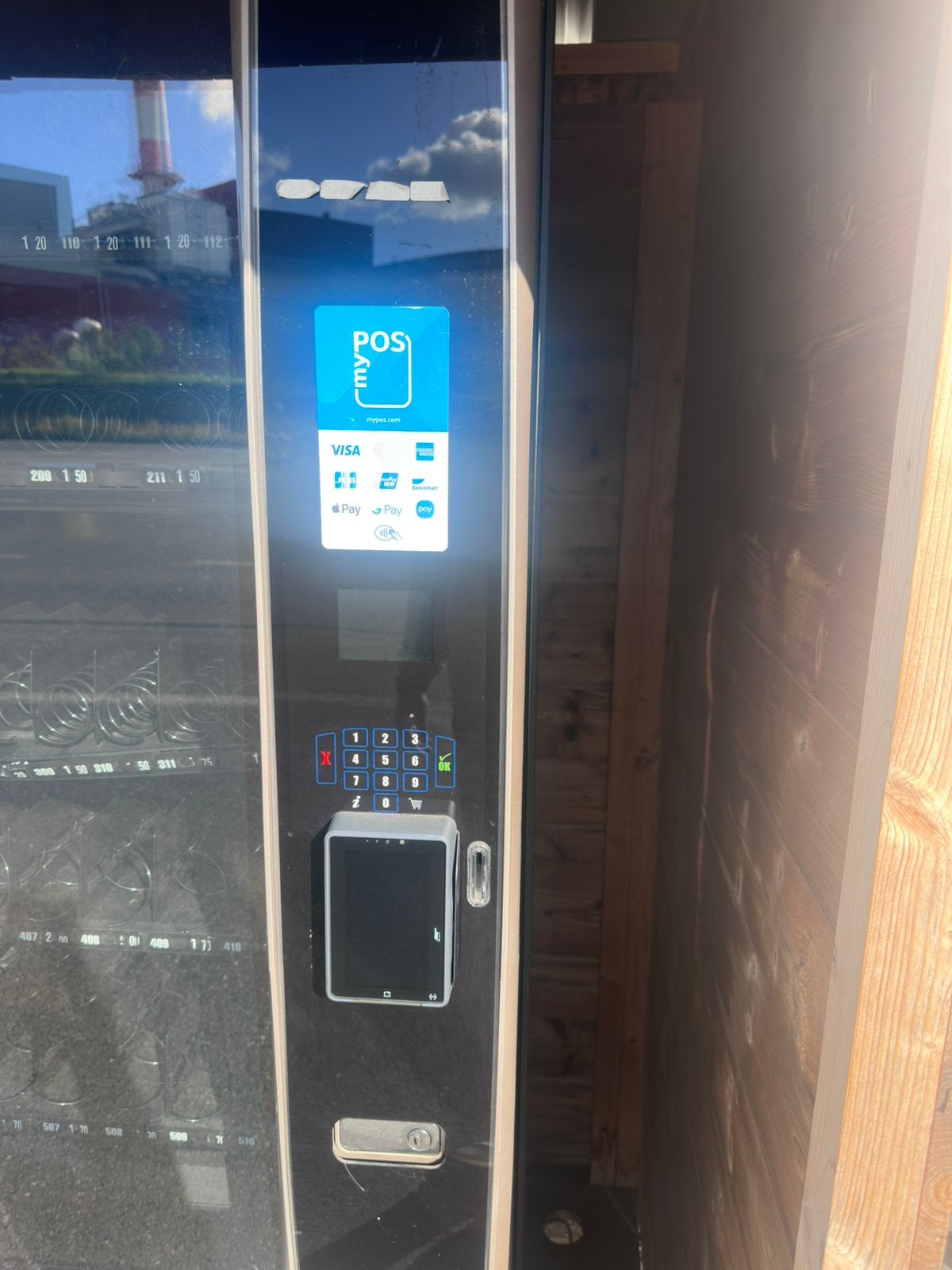 Distributeur automatique de boissons et de bonbons, Enlèvement, Comme neuf