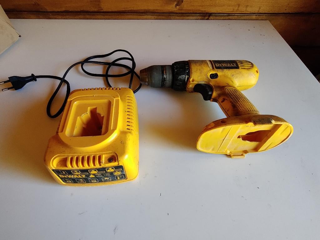 Dewald accu schroef machine, Doe-het-zelf en Bouw, Ophalen, Gebruikt, Boor- en Schroefmachine