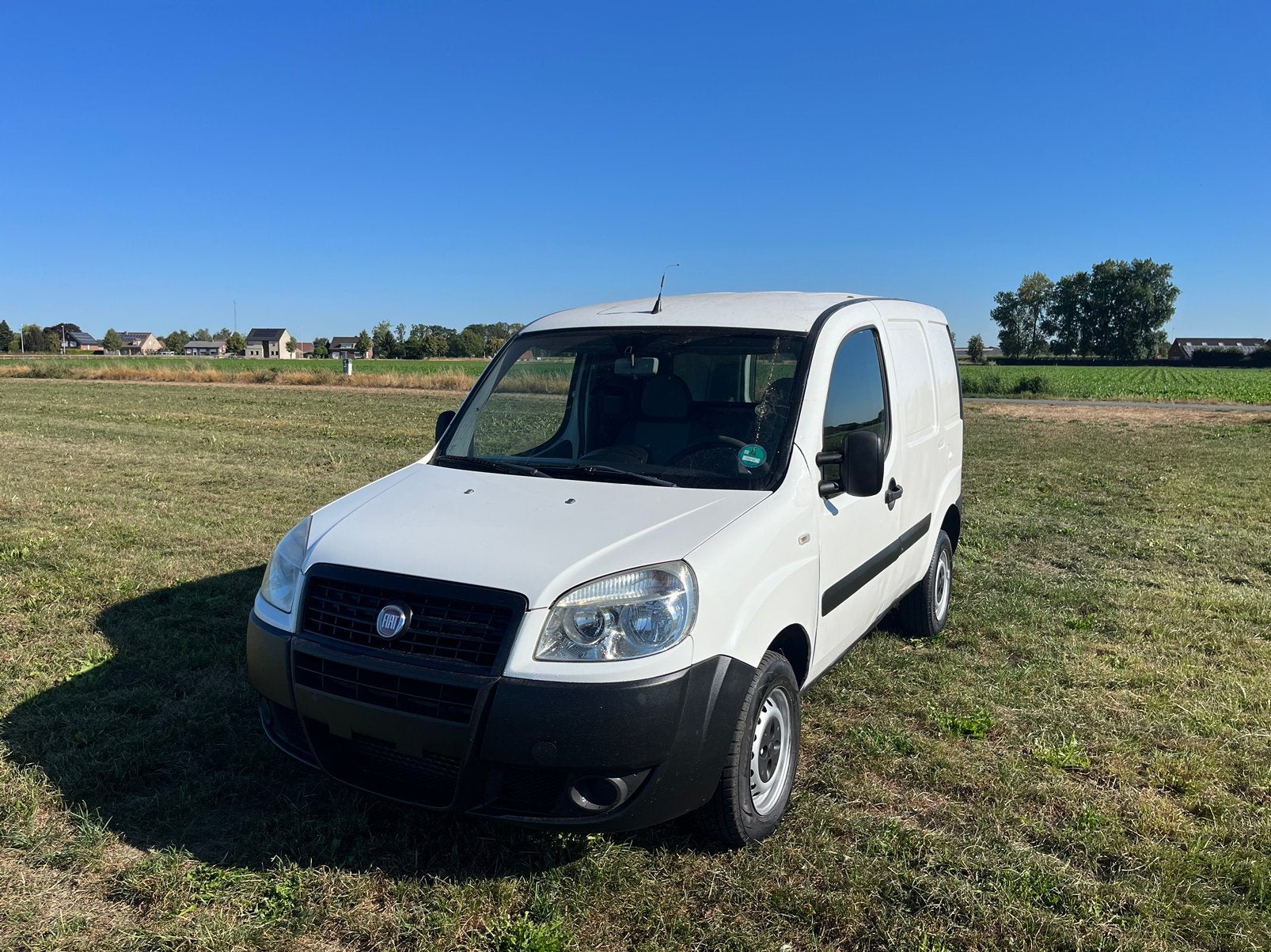 fiat doblo 1.3 lichte vracht 128€ jaar gekeurd voor verkoop, Lichtsensor, Wit, Diesel, Particulier