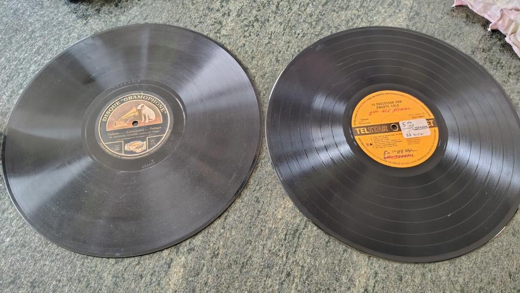 2 vinyl platen 33 toeren, Ophalen