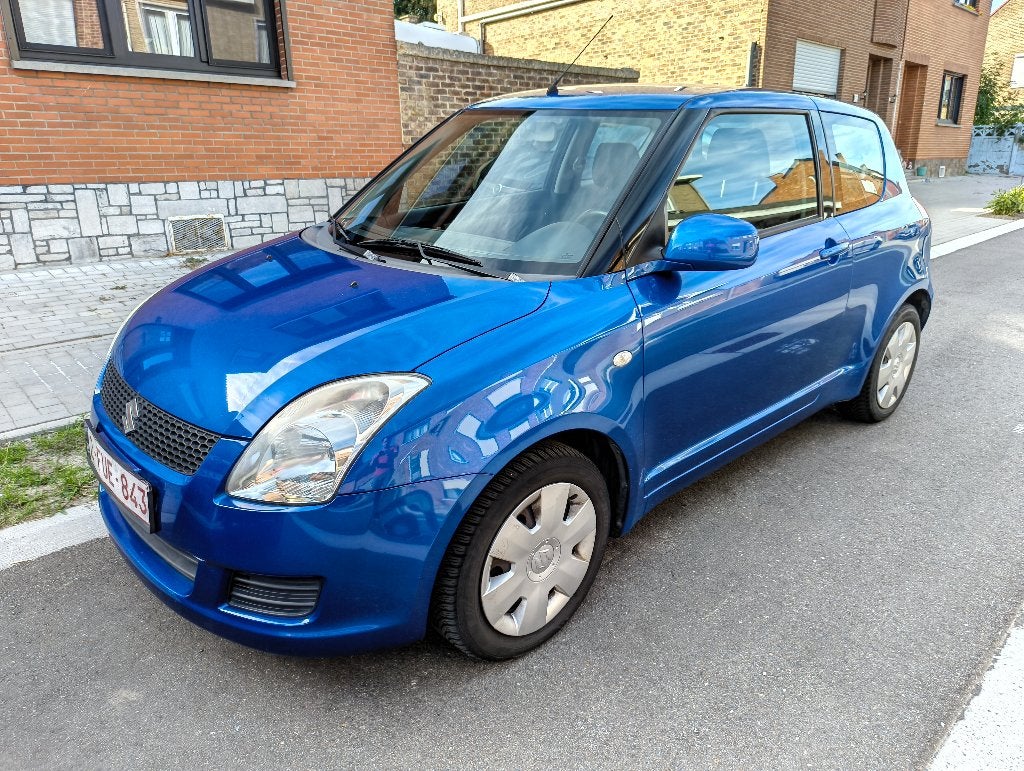 Suzuki Swift te koop, Auto's, Voorwielaandrijving, Stof, Zwart, 4 cilinders