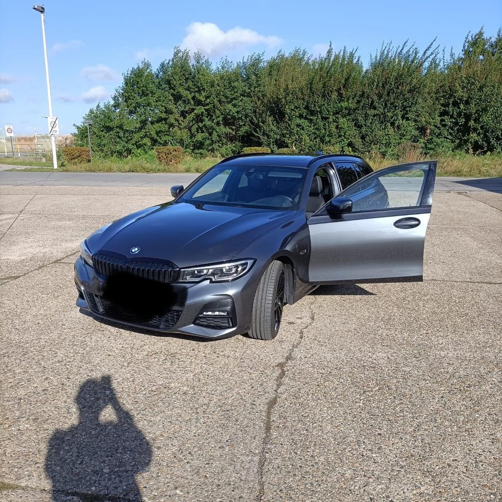 BMW 330e te koop, Auto's, BMW, Automaat, Achterwielaandrijving, Break, 5 deurs