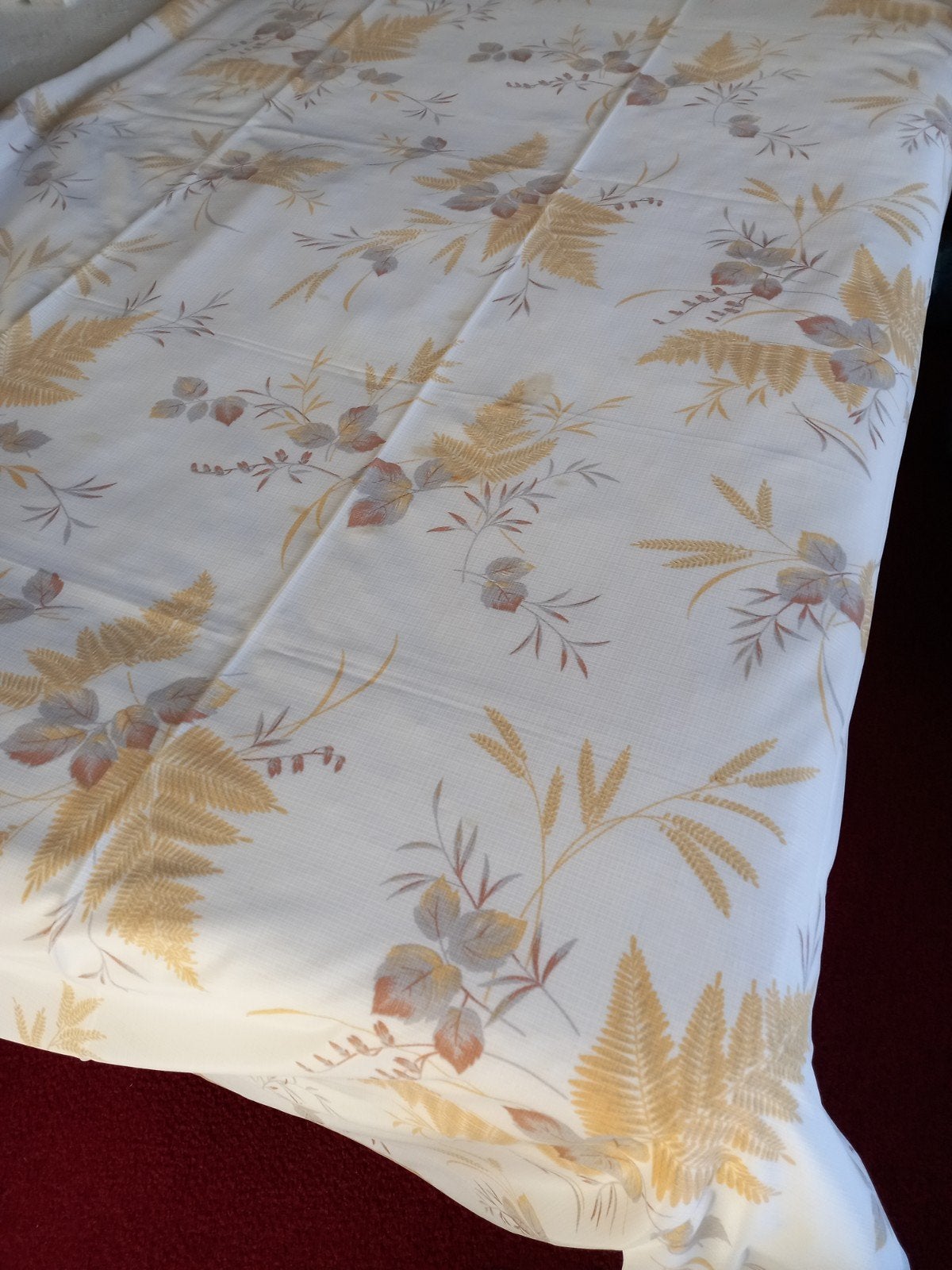 très jolies nappes, impeccables., Maison & Meubles, Cuisine | Linge de cuisine, Enlèvement ou Envoi, Jaune