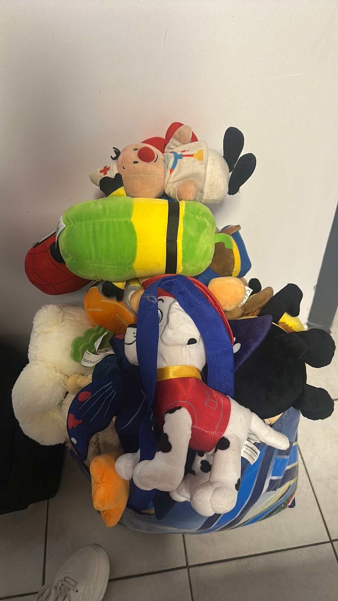 Knuffels allerlei, Kinderen en Baby's, Speelgoed | Knuffels en Pluche, Ophalen, Zo goed als nieuw
