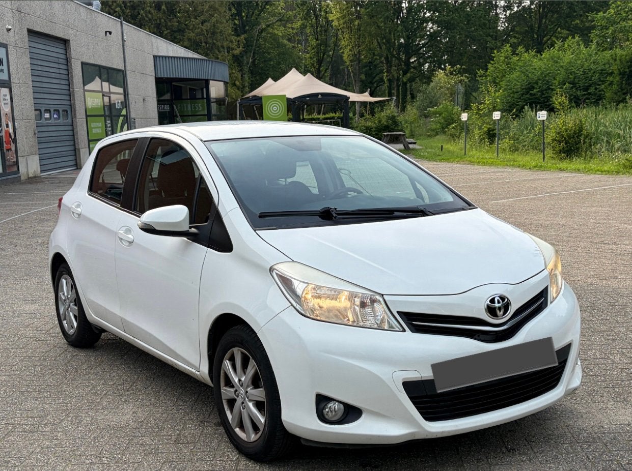 2013 | Toyota Yaris | 107000km | Roze Formulier, Auto's, Handgeschakeld, 5 deurs, Yaris, Particulier