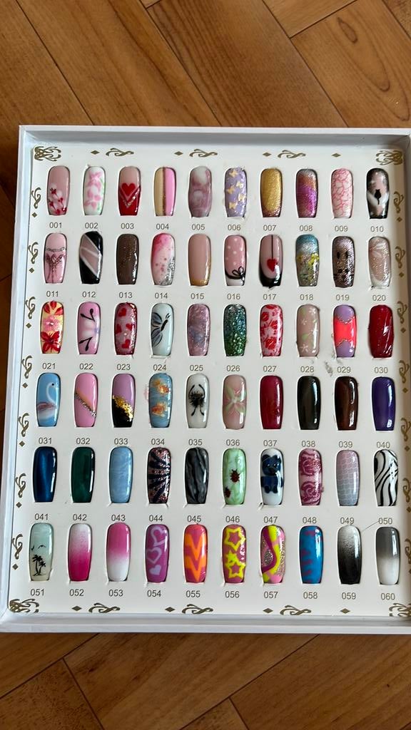 Vernis ongle, Enlèvement, Comme neuf