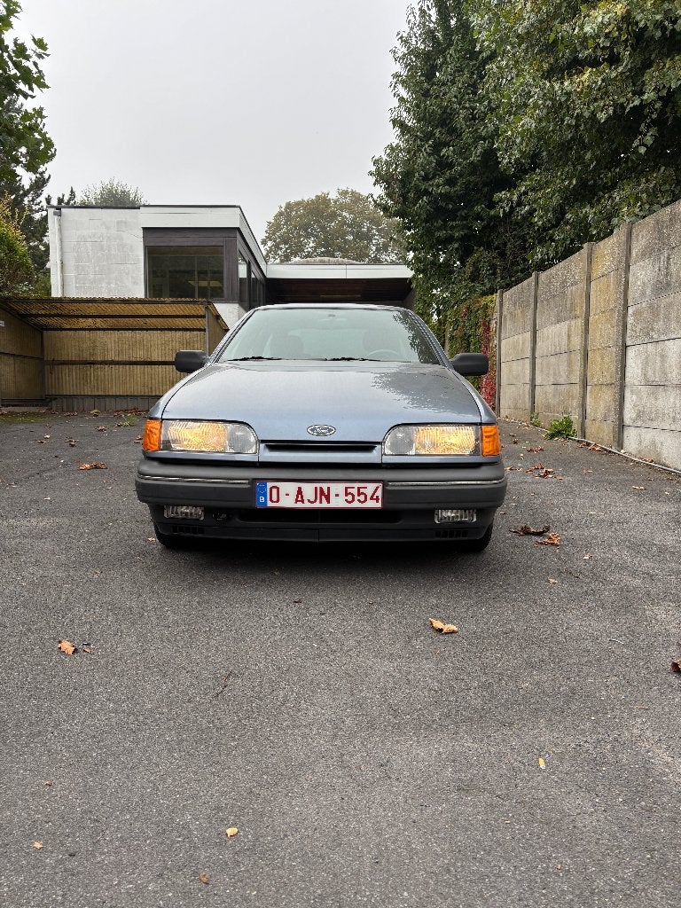 Ford Scorpio 2.4i Grand Luxe, Autos, Argent ou Gris, Achat, 2400 cm³, Noir