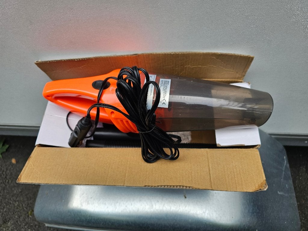 mini aspirateur pour voiture, Enlèvement, Utilisé