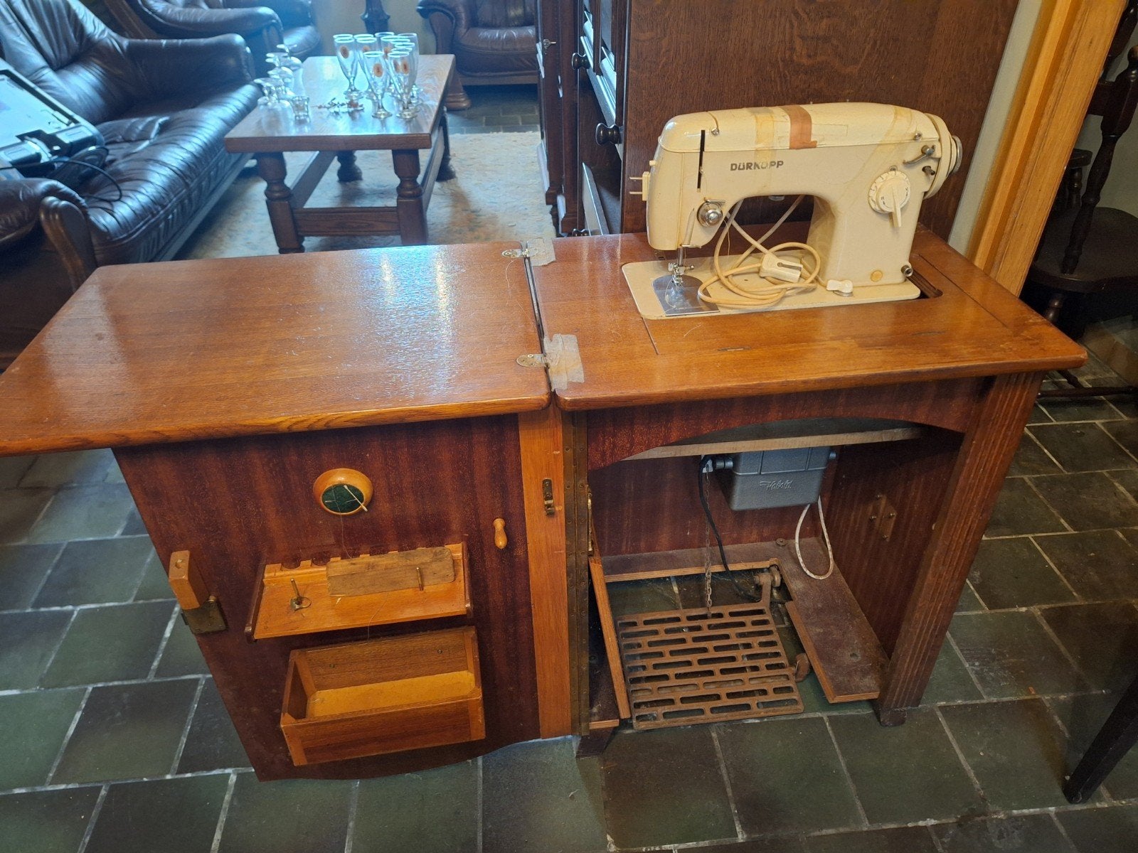 2 x machine à coudre, Antiquités & Art, Enlèvement