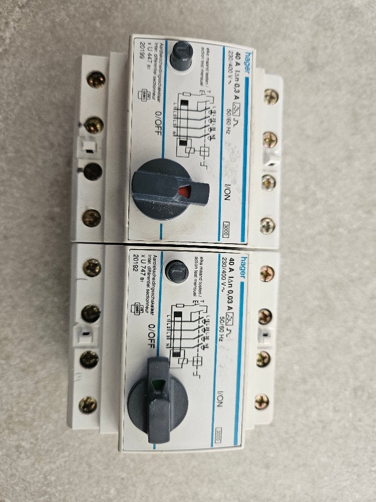 Aardlekscheidingsschakelaar 40A Hager, Doe-het-zelf en Bouw, Elektriciteit en Kabels, Ophalen of Verzenden, Gebruikt, Hager, Aardlekschakelaar