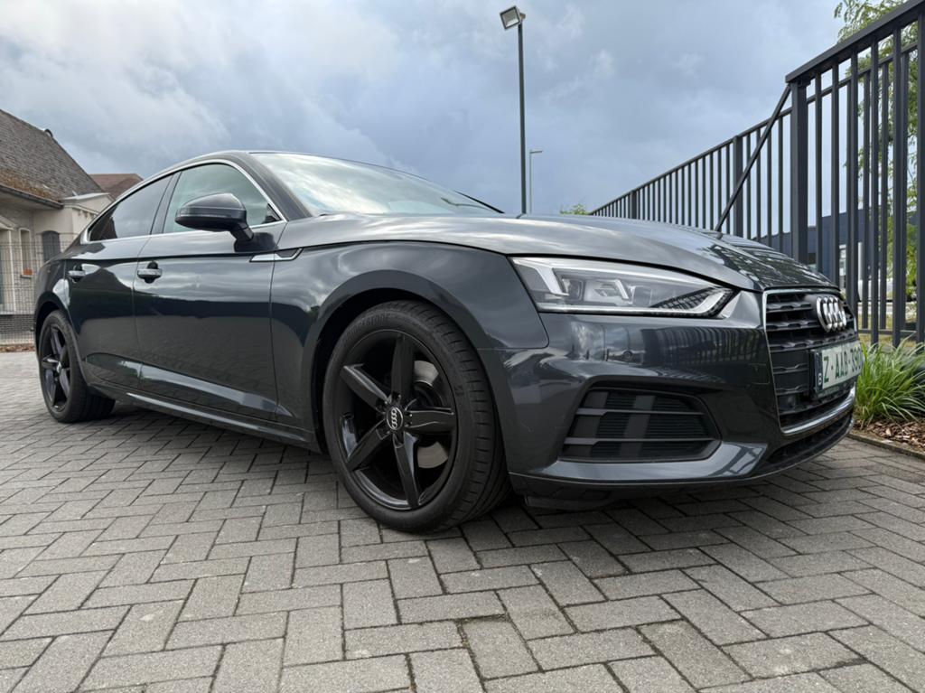 AUDI A5 2.0TFSI CAR SPORTBACK G-TRON EN CUIR NAVI XENON 17", Achat, Entreprise, 1650 kg, Entretenue par le concessionnaire