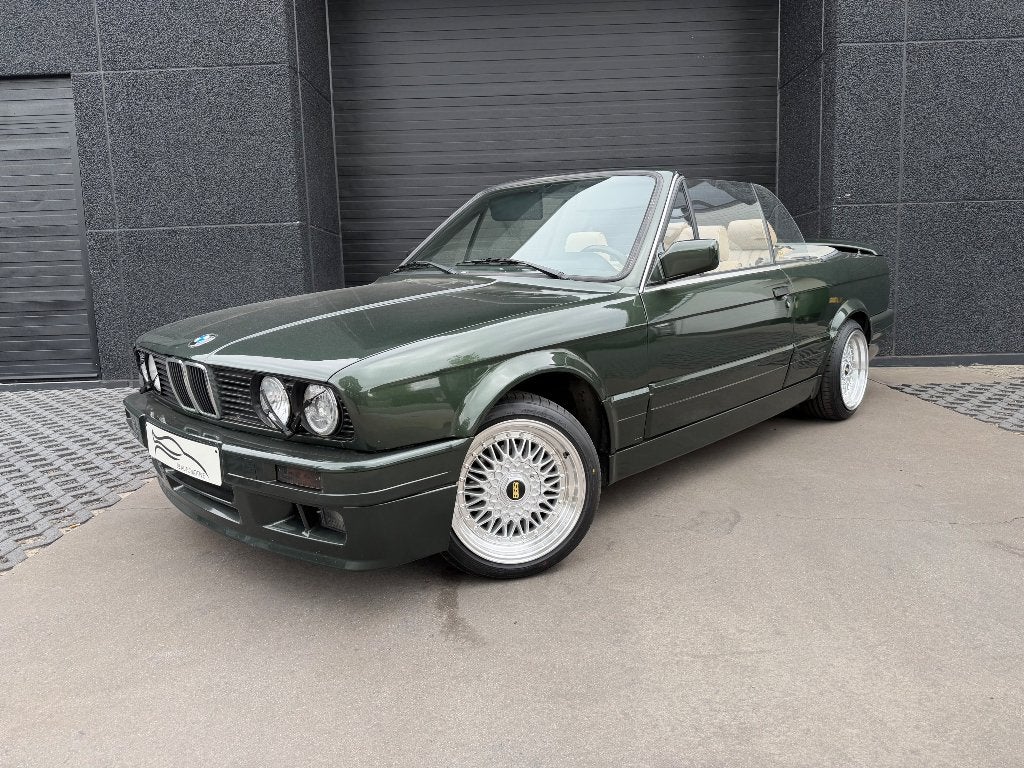 BMW E30 325I Mtech 2 | nieuwe cabriokap | oldtimer, Auto's, BMW, Bedrijf, Te koop, 3 Reeks, Benzine, Cabriolet, 3 deurs, Handgeschakeld