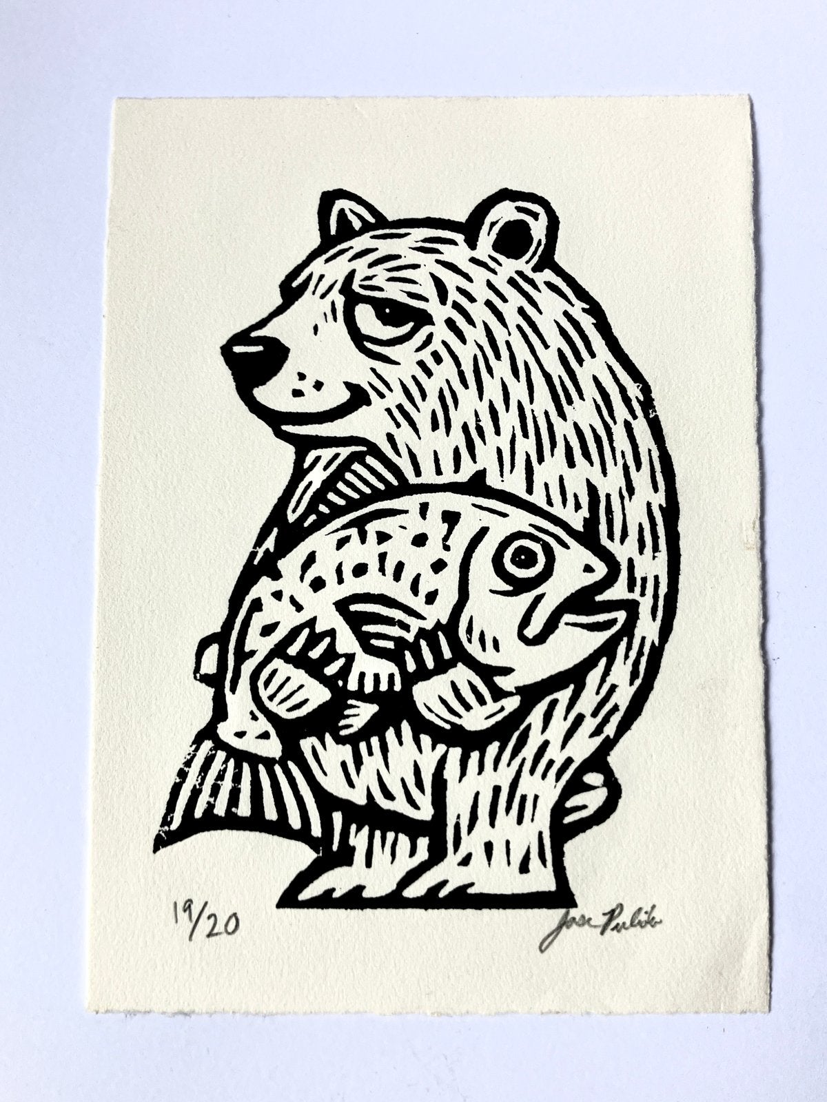 Jose Pulido litho "Bear and Fish"., Antiek en Kunst, Ophalen of Verzenden