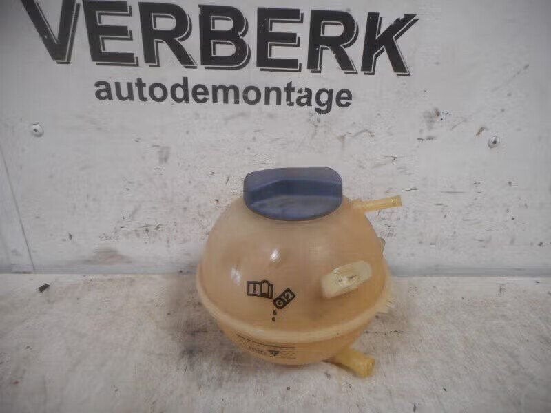 KOELVLOEISTOF RESERVOIR Audi A3 (8L1) (1j0121403b), Enlèvement ou Envoi, Auto-Union-Straße 1, 85057 Ingolstadt, DE, Info@audi.de