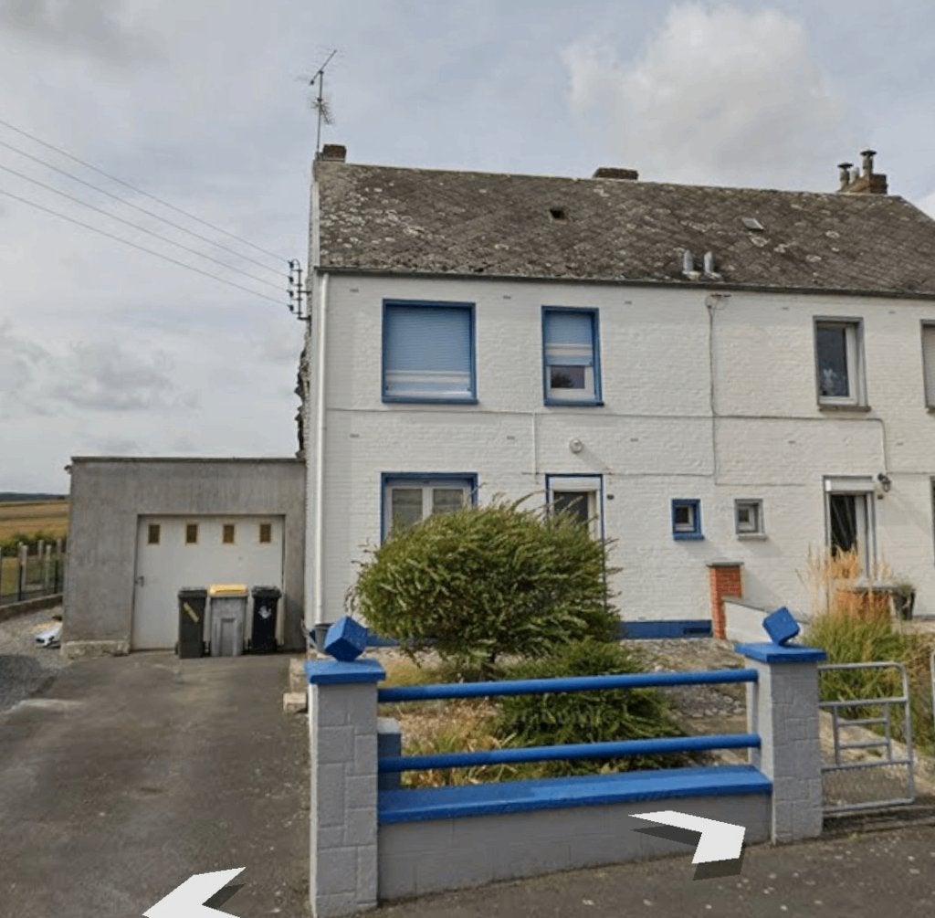 Maison semi individuelle, France, 97 m², 500 à 1000 m², Province de Hainaut