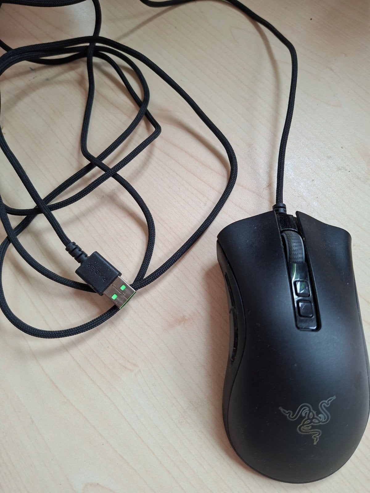 Razer Deathadder v2, Computers en Software, Ophalen, Rechtshandig, Muis, Zo goed als nieuw