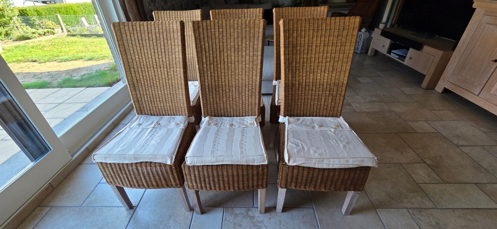 6 eetkamerstoelen rotan, Ophalen