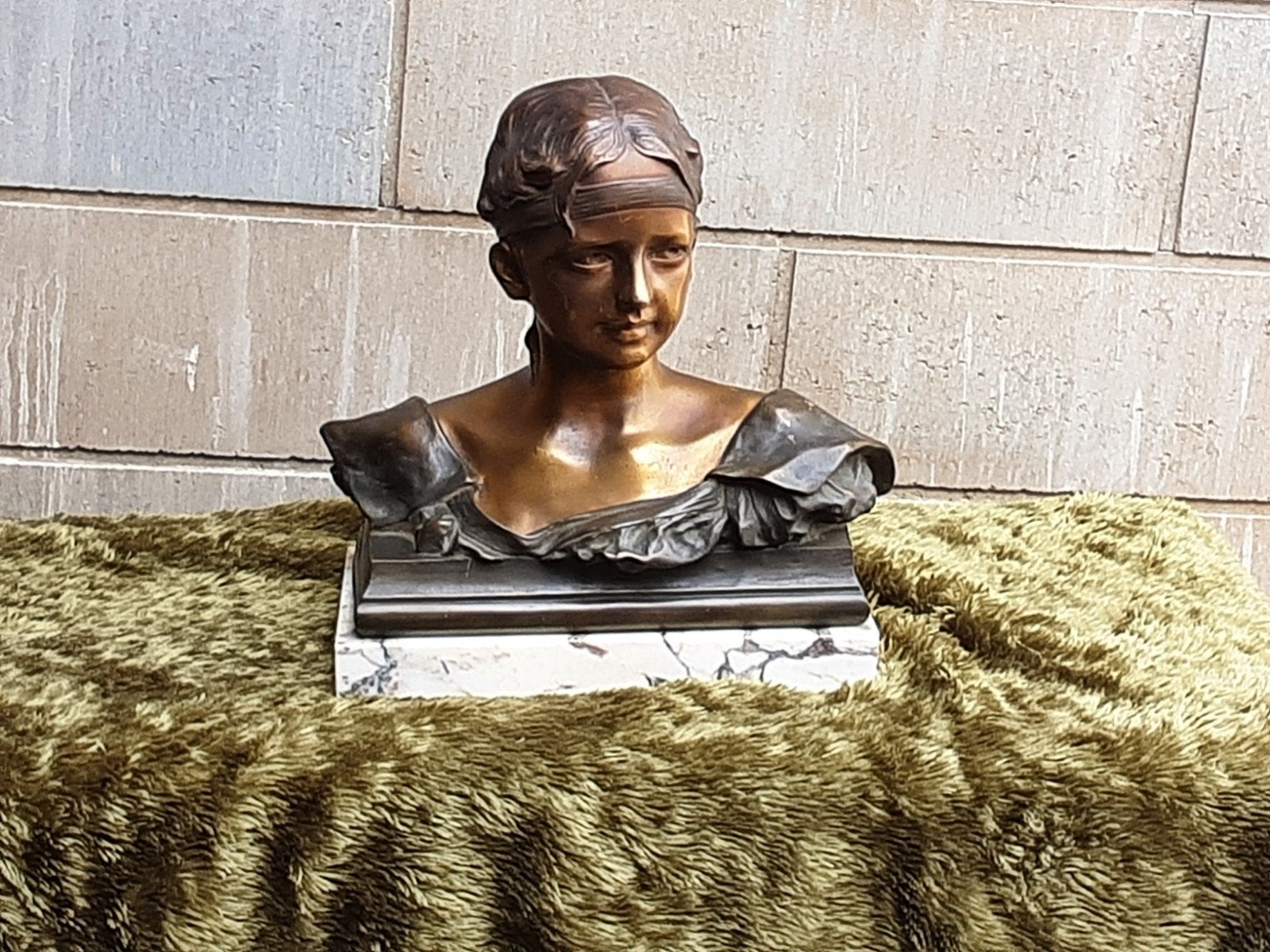 buste bronze, Enlèvement, Bronze