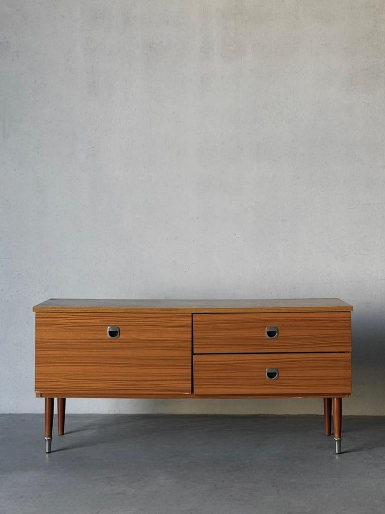 Vintage houten lage kast/dressoir, Enlèvement, Comme neuf