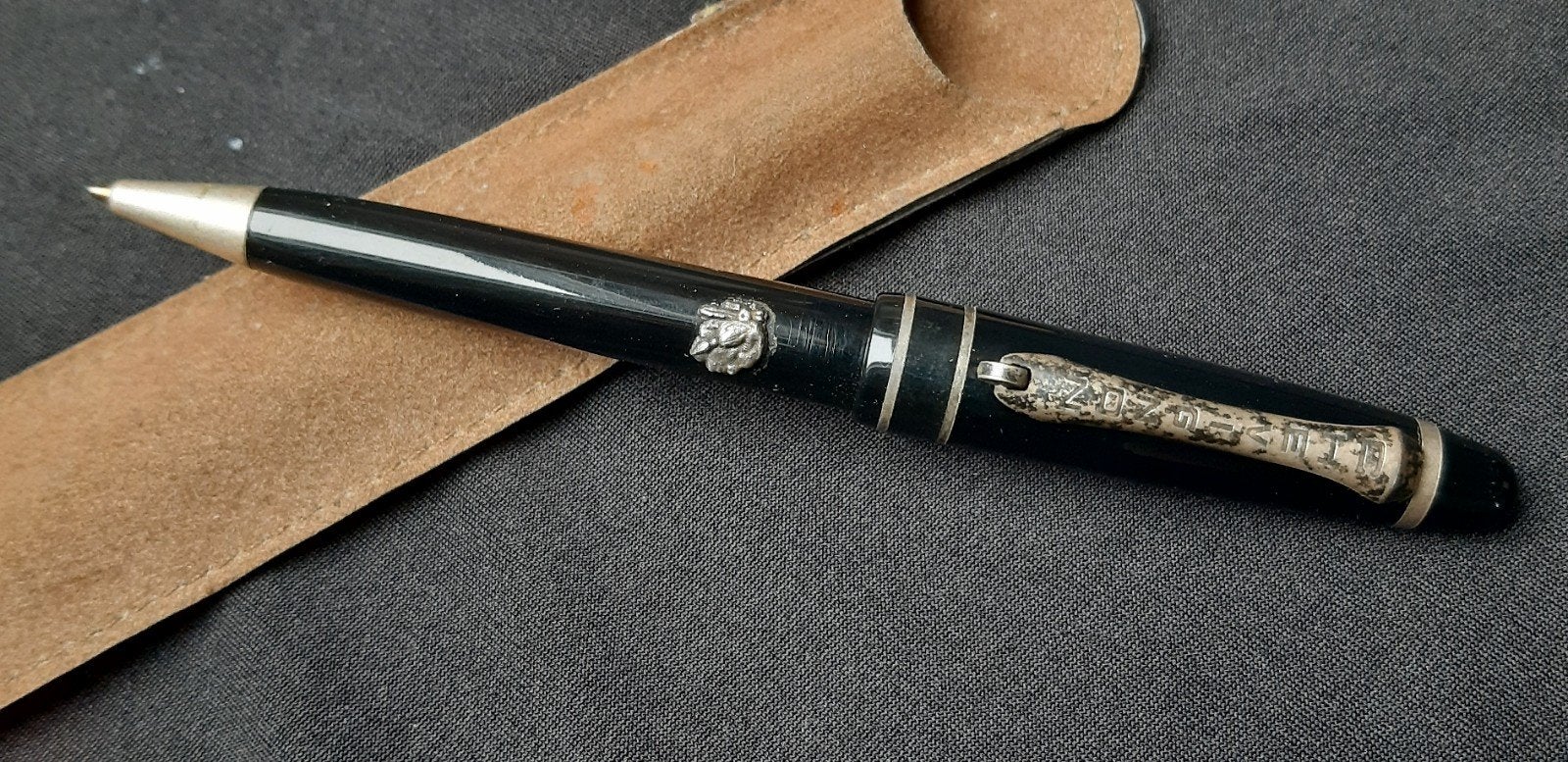 Ancien stylo chevignon, Collections, Enlèvement ou Envoi