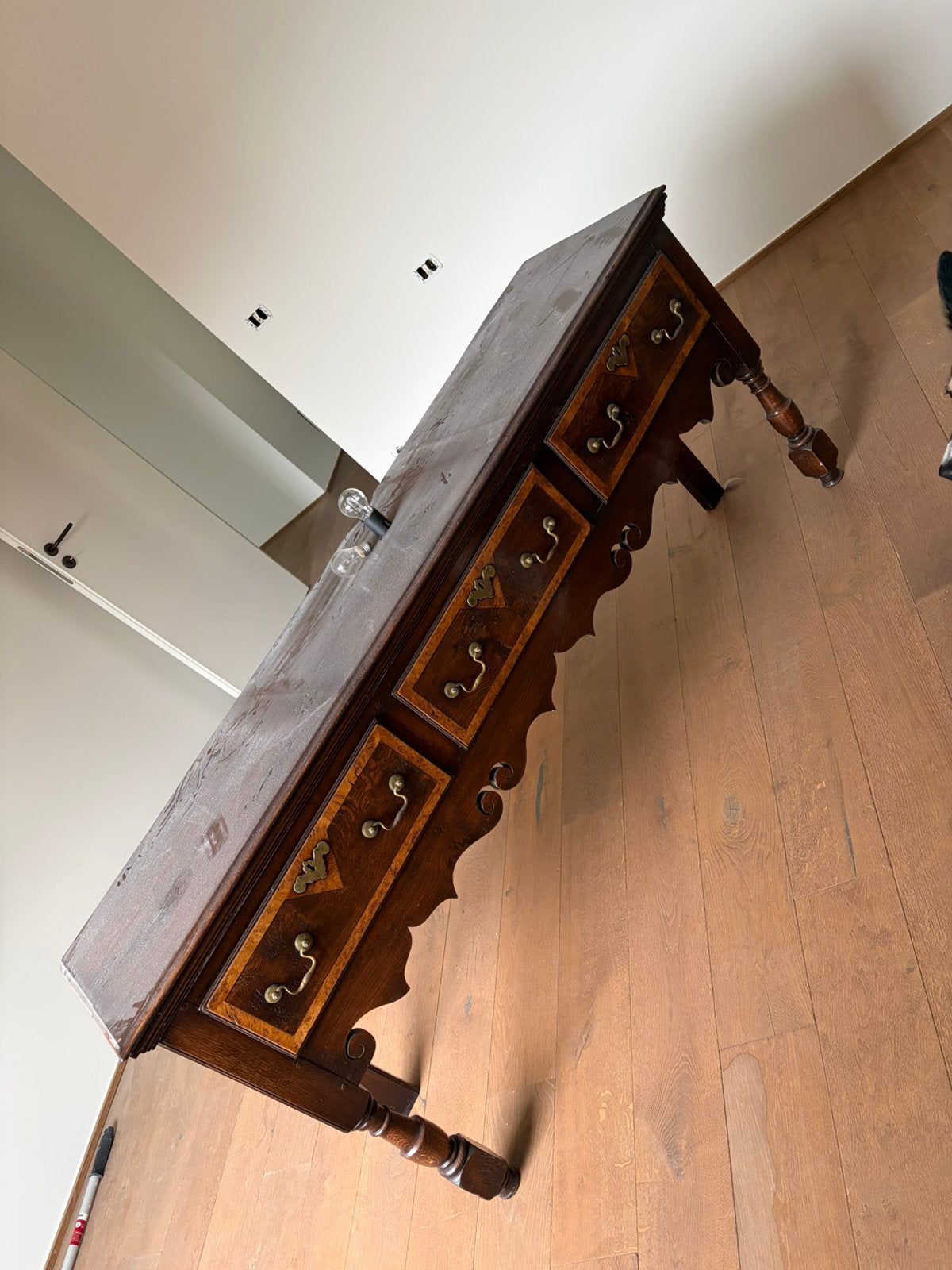 Oude houten kast, Ophalen, Gebruikt