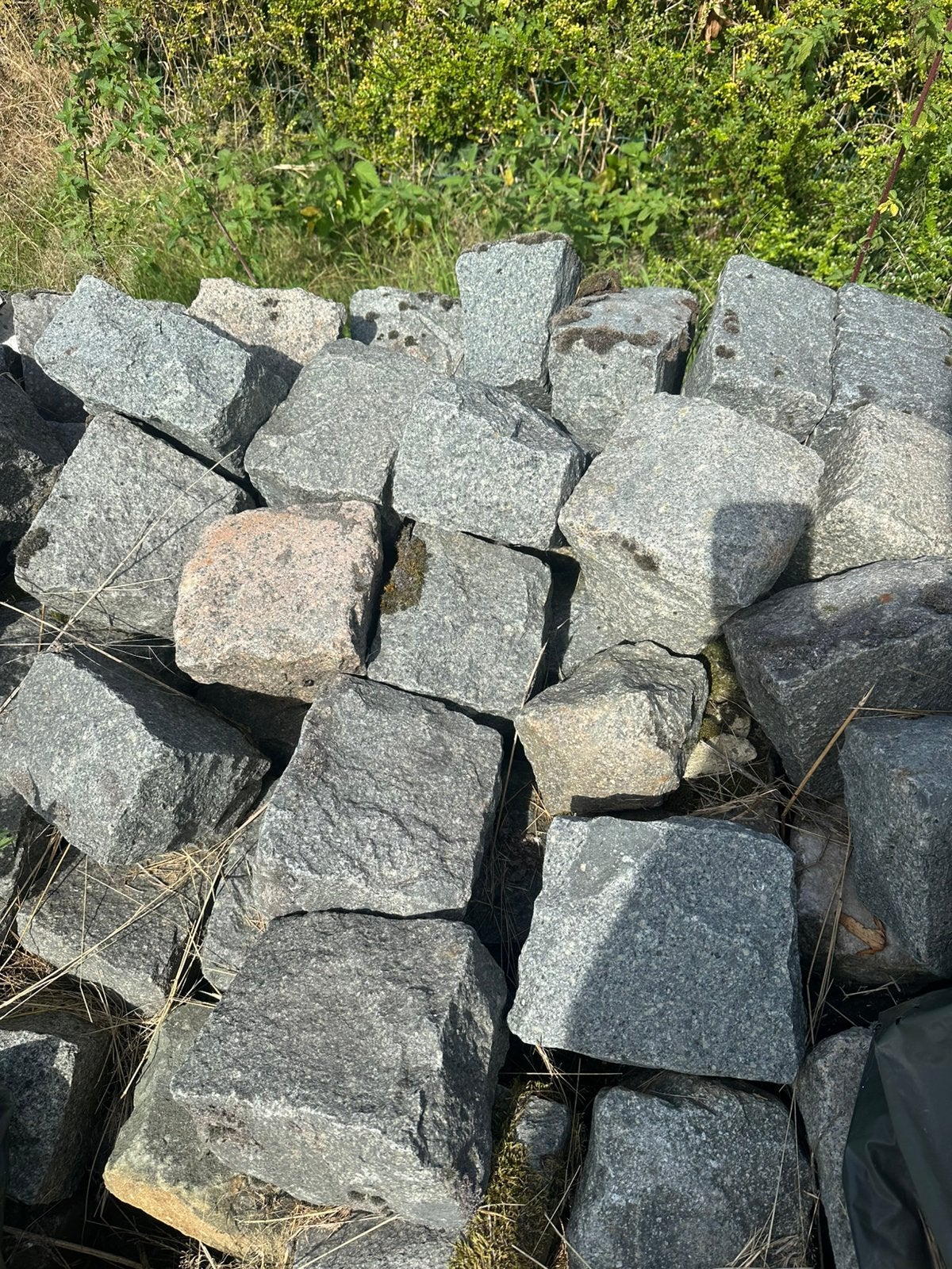 Kasseien (ongeveer 100 stuks), Tuin en Terras, Ophalen, Nieuw, Grijs, Kei