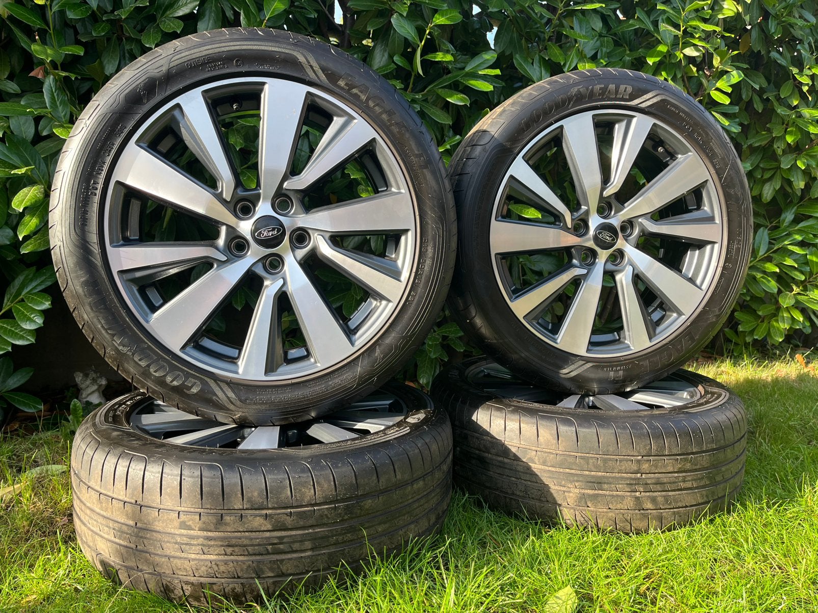 5x108 Ford Puma velgen 215/50/18 zomerbanden, Auto-onderdelen, Ophalen, 18 inch, 215 mm, Banden en Velgen