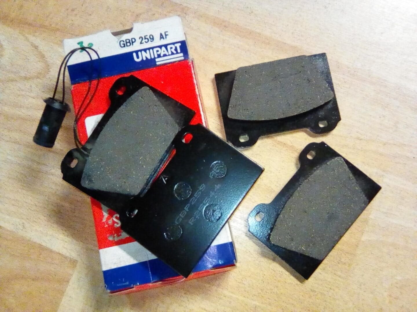 Remblokken set Autin Rover Metro, Auto-onderdelen, Remmen en Aandrijving, Rover, -, -, Nieuw