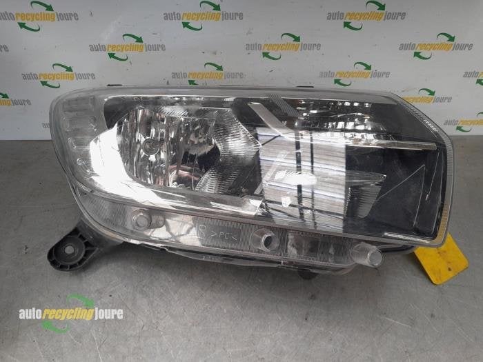 Phare droit d'un Dacia Logan, Dacia, -, -, 3 mois de garantie