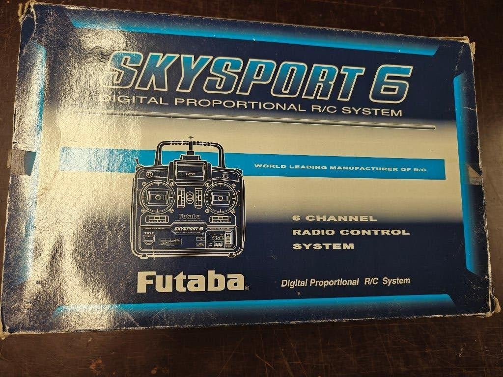 FUTABA Skysport zenderset, Hobby en Vrije tijd, Modelbouw | Radiografisch | Vliegtuigen, Ophalen, Gebruikt