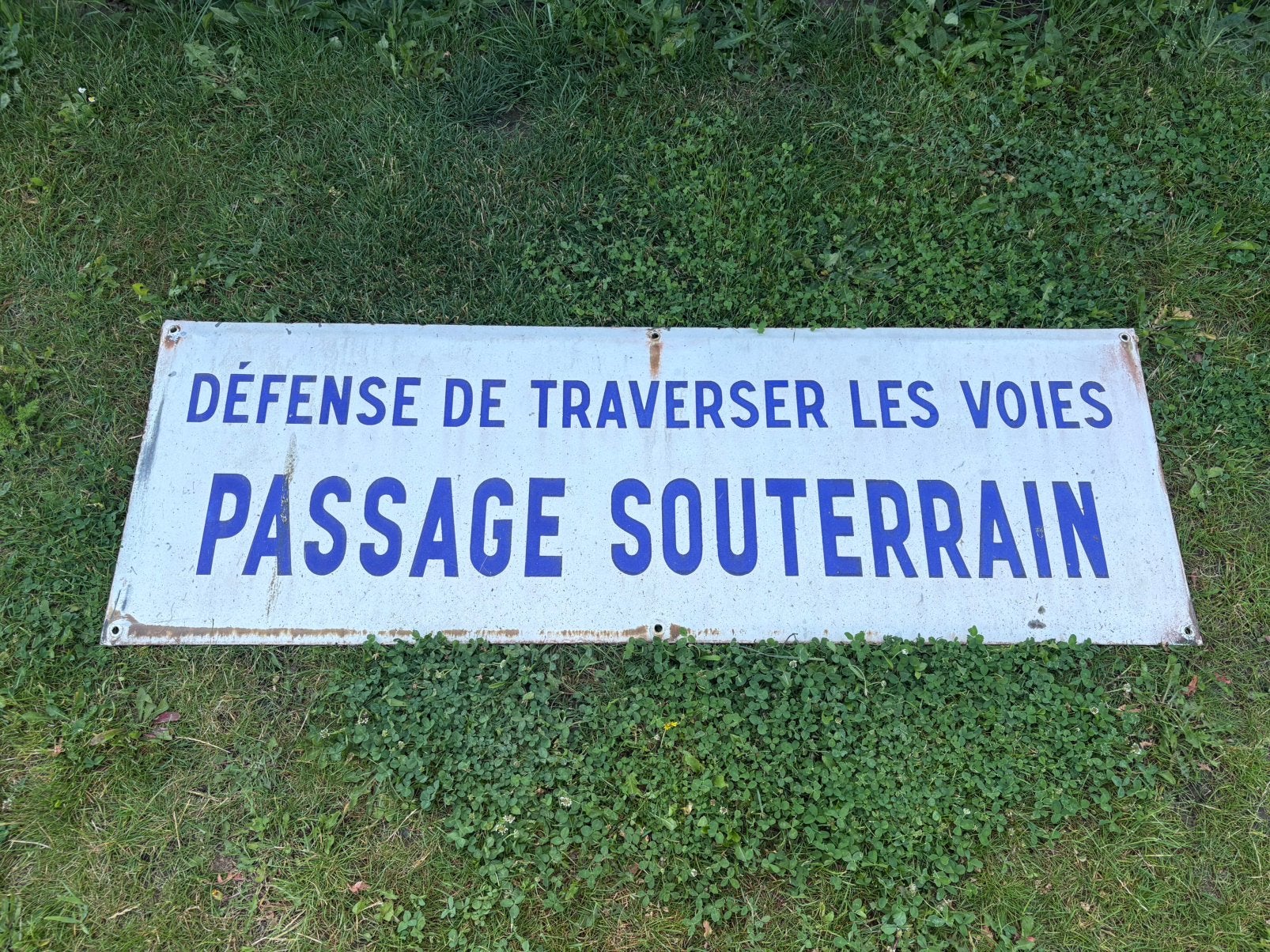 Plaque émaillée, Enlèvement